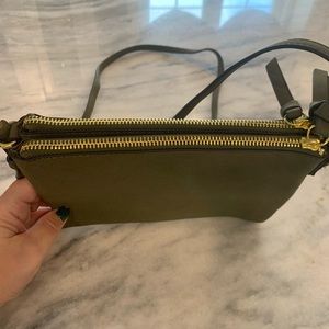 NWOT OLD NAVY CROSSBODY